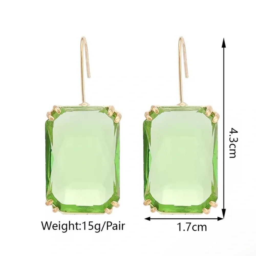 Vintage Champagne Gold Earrings - Picture 4 of 10